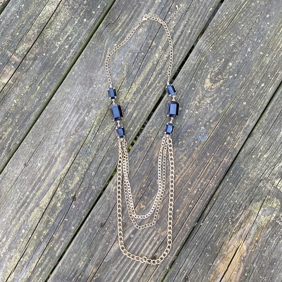 Statement necklace Long chain triple strand necklace gold tone faux black stones - Picture 1 of 13